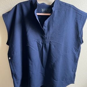 FIGS Women's Rafaela Oversized Scrub Top - Large in Navy